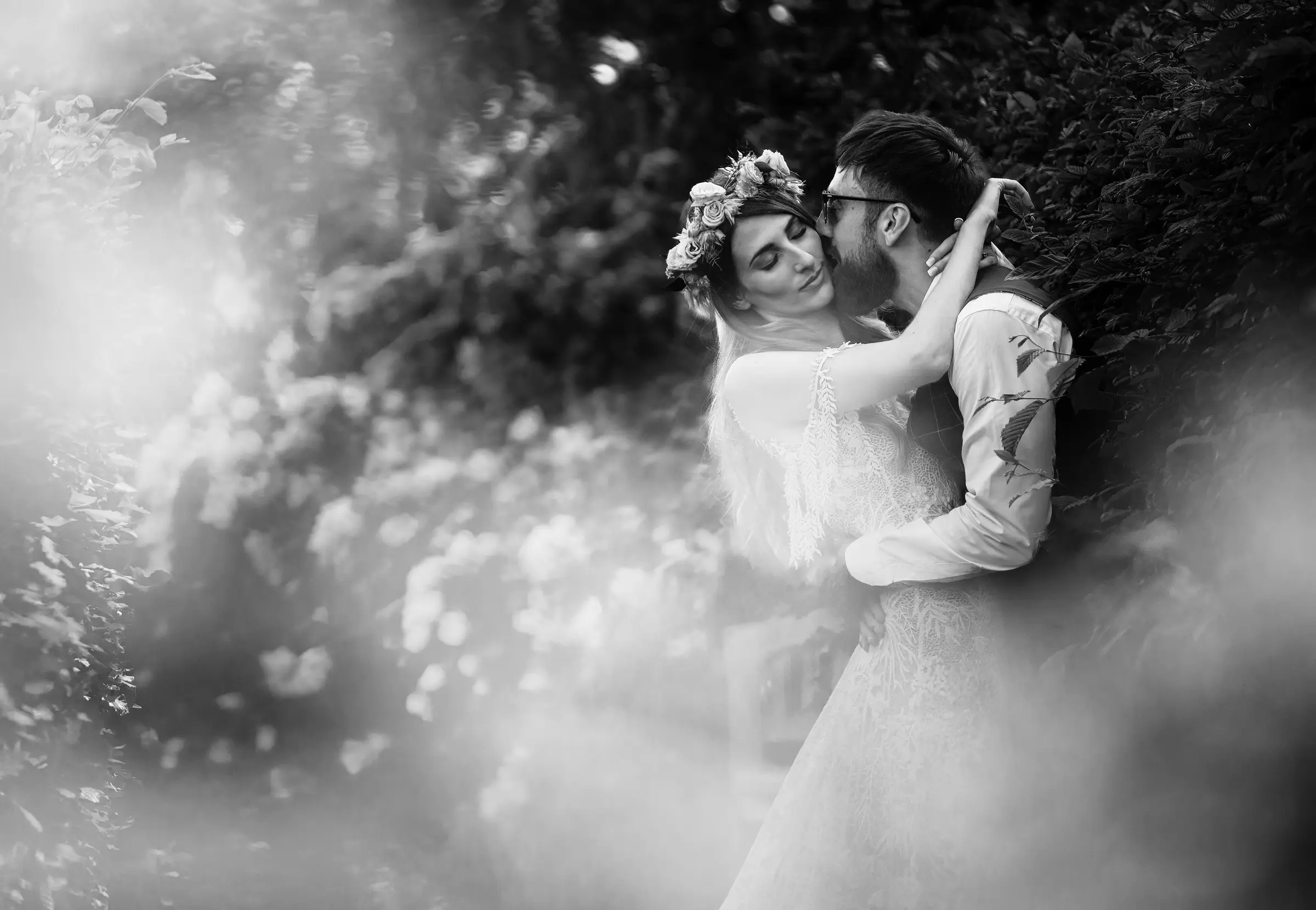 Laura and Gavin · Walled Garden · documentary wedding photography by Gary Phillip